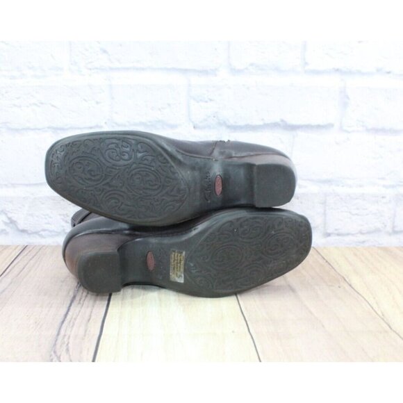 CLARKS Artisan Dara II Brown Leather Side Zip Buckle Accent Heel Boots 9.5 M - Picture 10 of 10